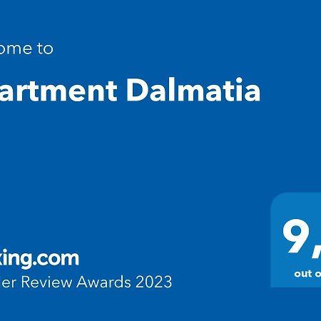 Apartment Dalmatia มาคาร์สกา ภายนอก รูปภาพ