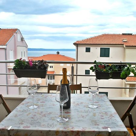 Apartment Dalmatia มาคาร์สกา ภายนอก รูปภาพ
