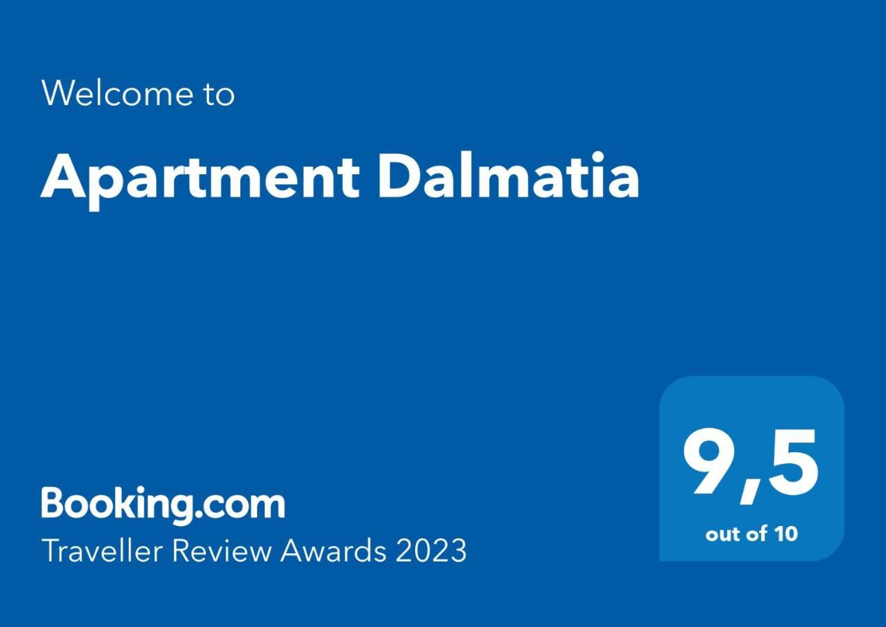 Apartment Dalmatia มาคาร์สกา ภายนอก รูปภาพ