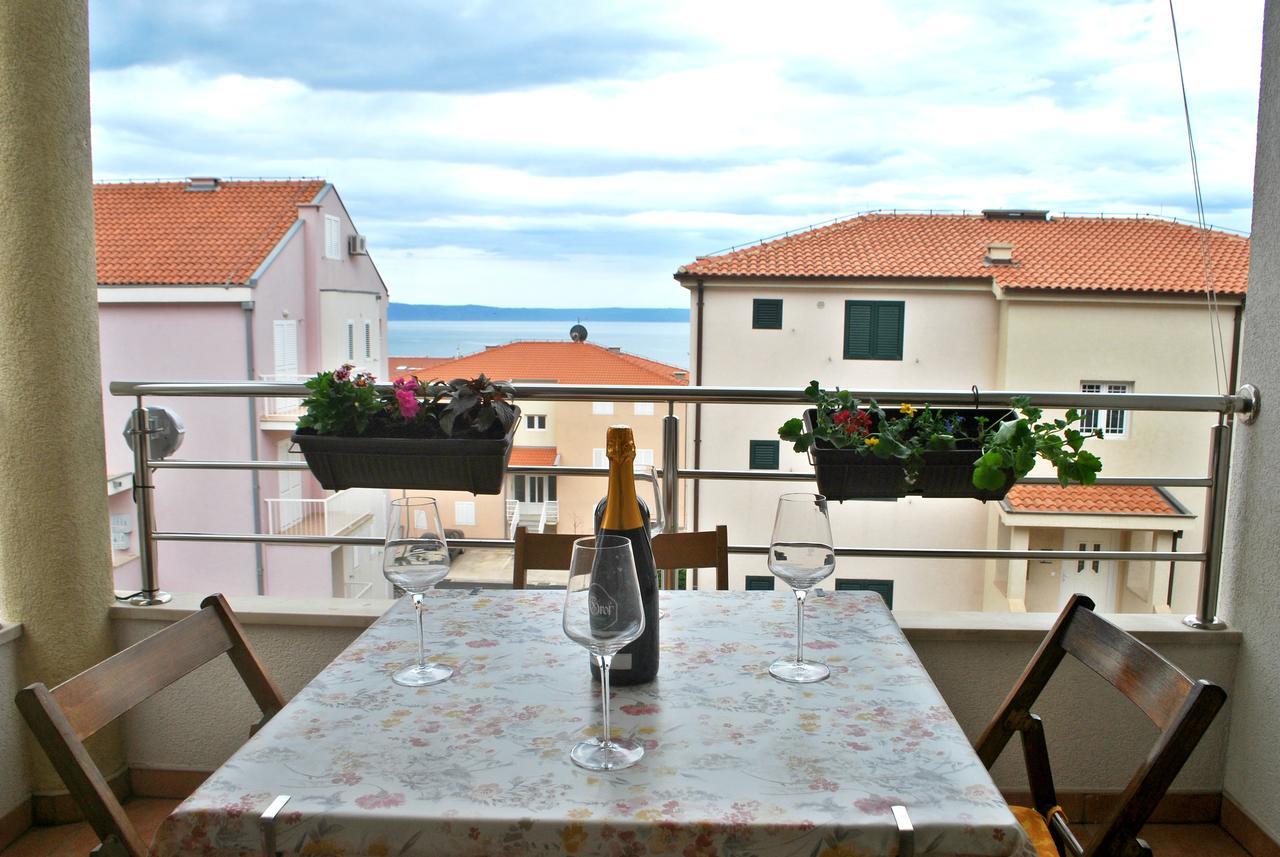 Apartment Dalmatia มาคาร์สกา ภายนอก รูปภาพ