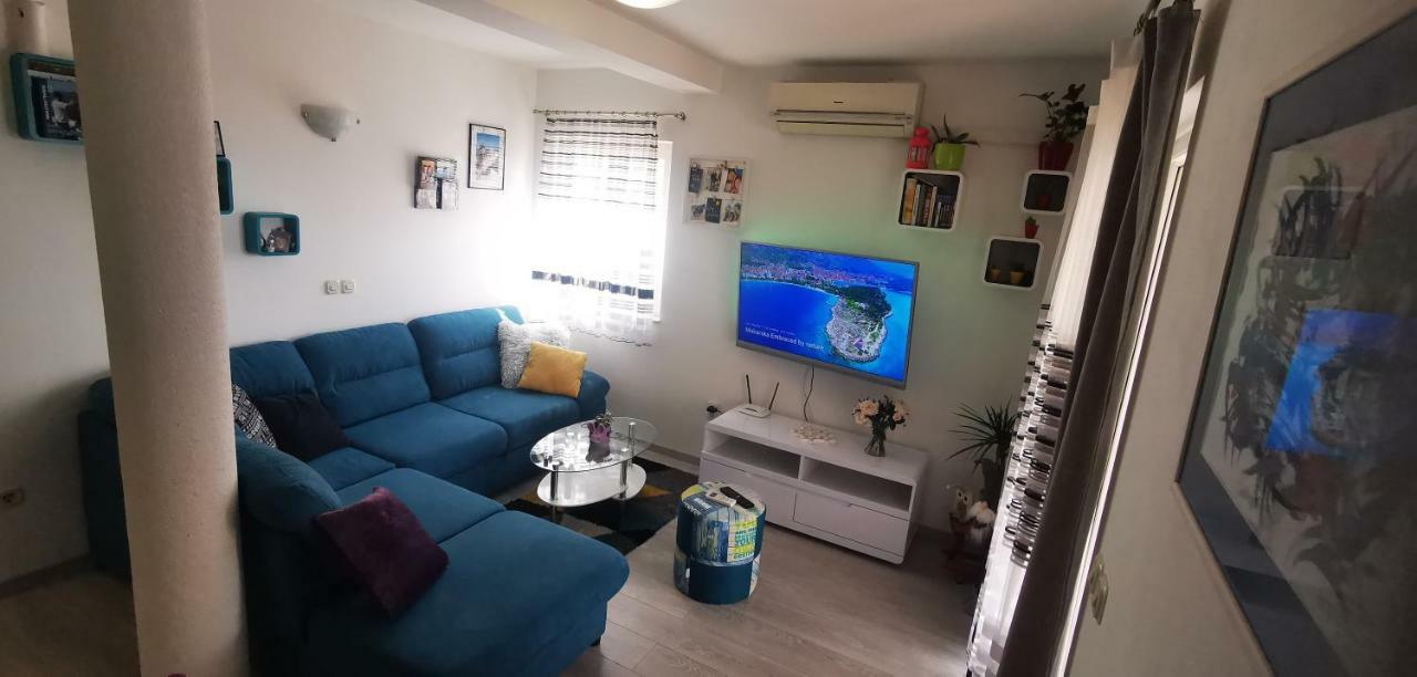 Apartment Dalmatia มาคาร์สกา ภายนอก รูปภาพ