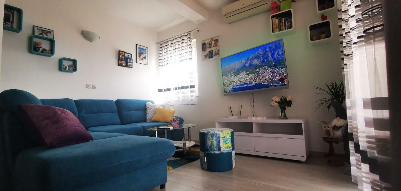 Apartment Dalmatia มาคาร์สกา ภายนอก รูปภาพ